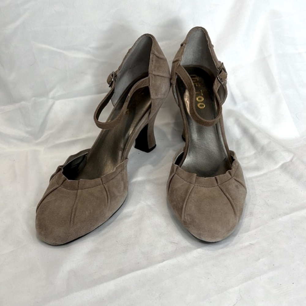 Me Too Taupe Suede Heels size 9